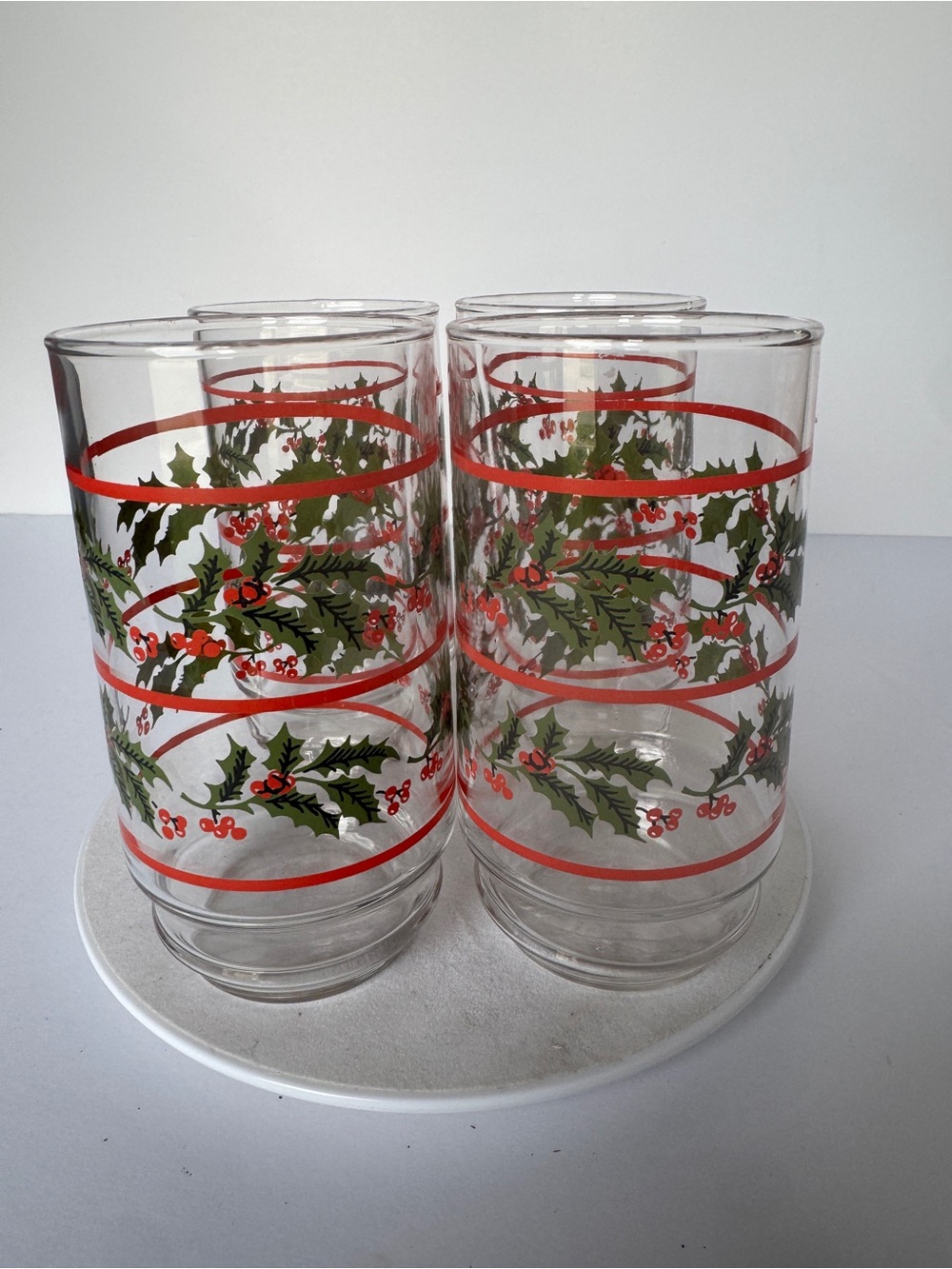Libbey vintage Holiday Holly Glass Tumbler Set - Red & Green